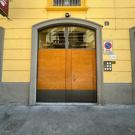 Cozy Tiny In Milan